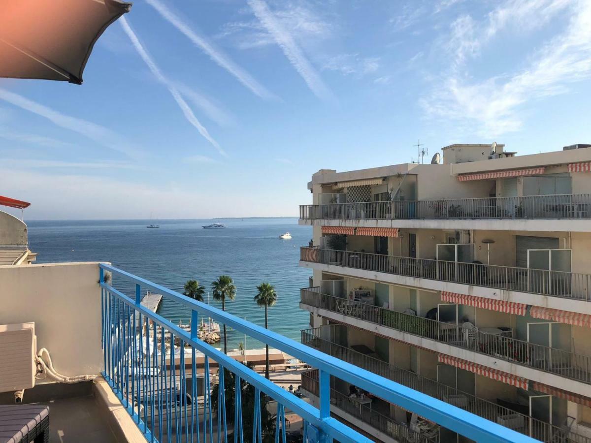 Hotel Courbet Juan-les-Pins Exterior photo
