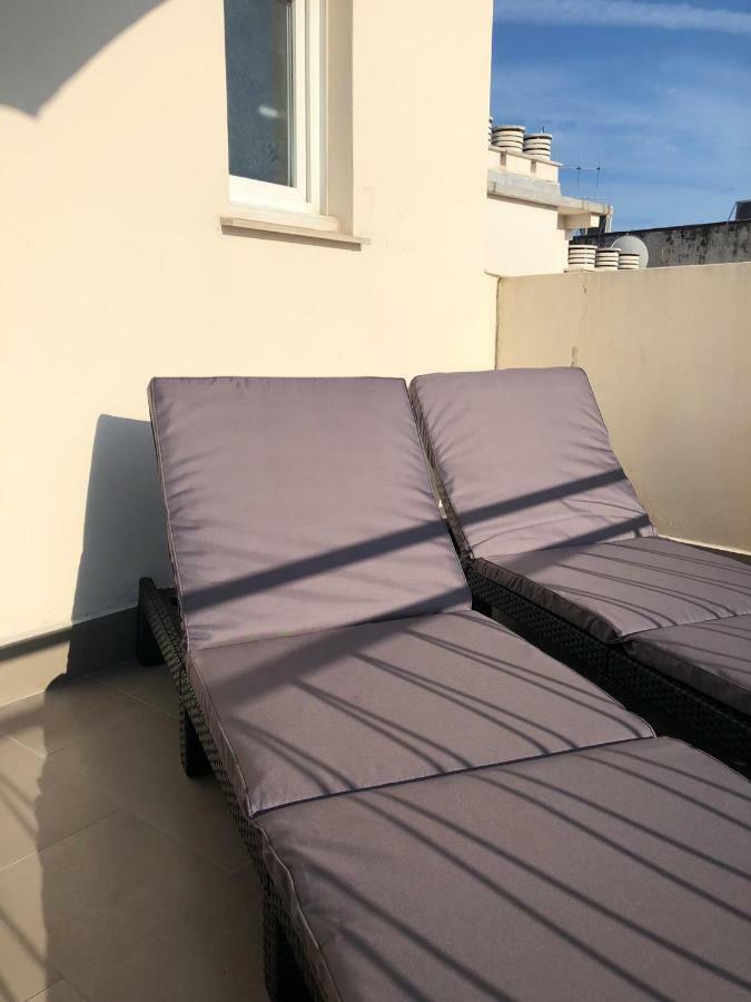 Hotel Courbet Juan-les-Pins Exterior photo